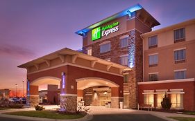 Holiday Inn Express & Suites Overland Park By Ihg